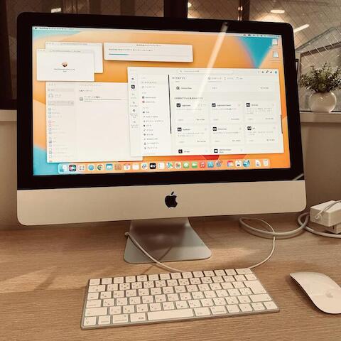 #ベースキャンプ名古屋 の貸し出し用の iMac 4K 21.5インチは、メモリー 32GB 、SSD 1TB もある。今日は OS のアップデートと Adobe Creative Cloud のアプリをアップデートしています。